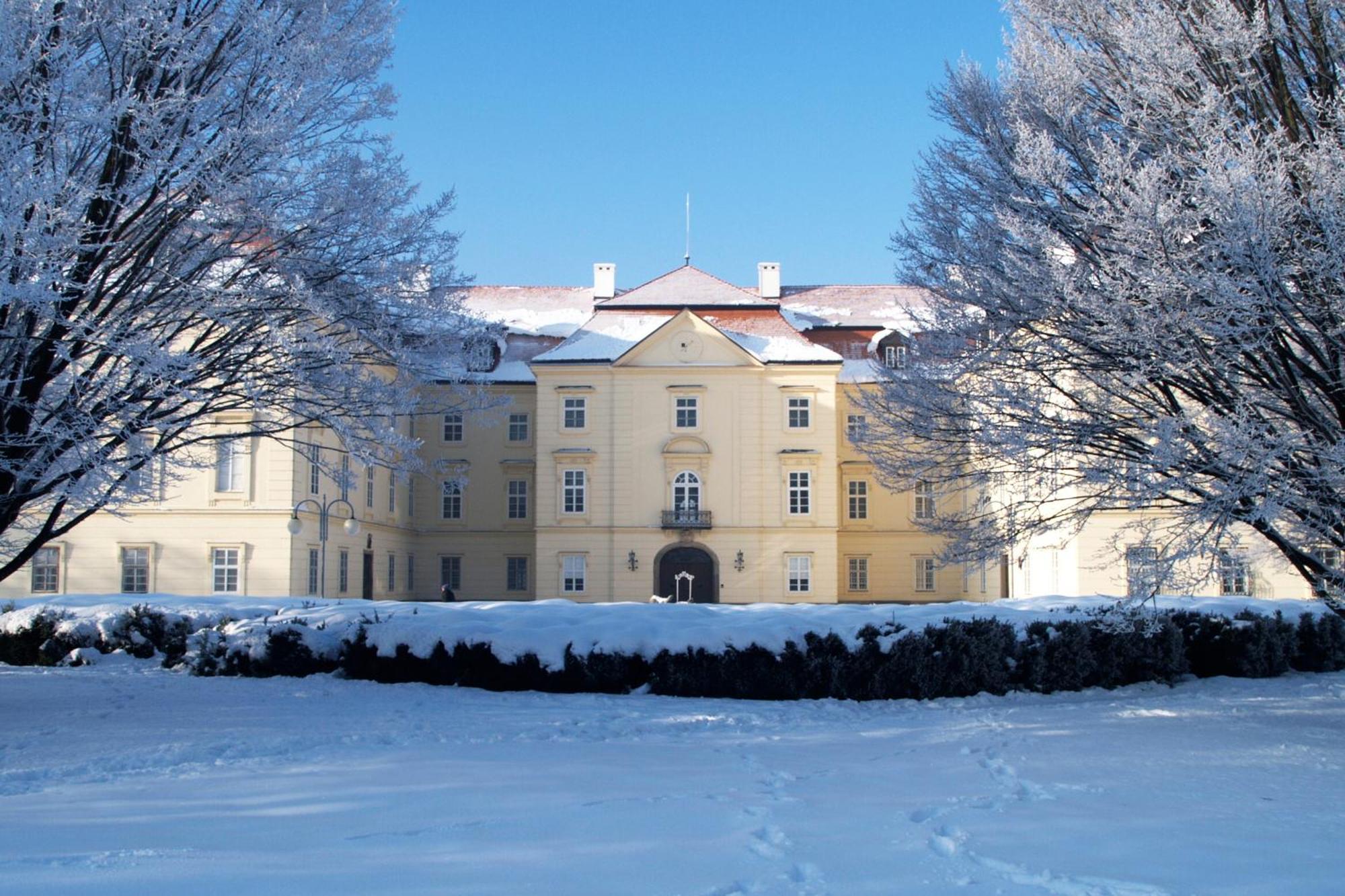 Zamek Napajedla Hotel Exterior photo